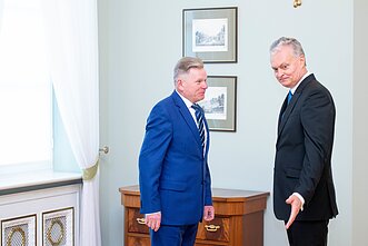 Jaroslavas Narkevičius ir Gitanas Nausėda Jaroslavas Narkevičius ir Gitanas Nausėda