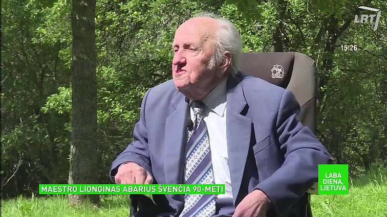 Maestro švenčia ypatingą jubiliejų: legendiniam dirigentui Lionginui Abariui – 90