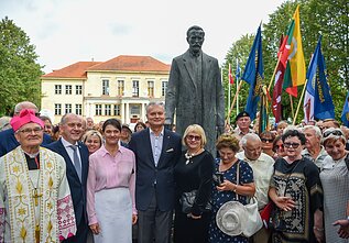 Unveiling of Antanas Smetona statue in Užulėnis Unveiling of Antanas Smetona statue in Užulėnis