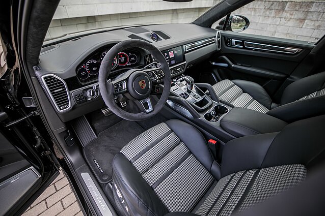 „Porsche Cayenne Turbo Coupe“