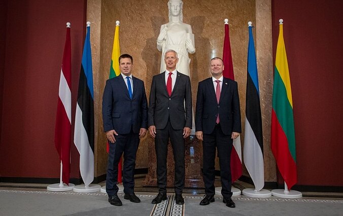 Panorama. Kaip su COVID-19 krize grumiasi Baltijos šalys? (su vertimu į gestų k.)
