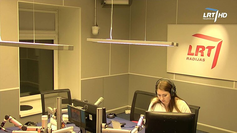 LRT RADIJO žinios. Andrius Navickas teigia, kad kad šiandien turėtų pavykti susitarti dėl pedagogų apmokėjimo
