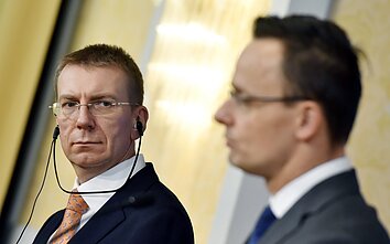 Edgars Rinkevičius (kairėje) Edgars Rinkevičius (kairėje)
