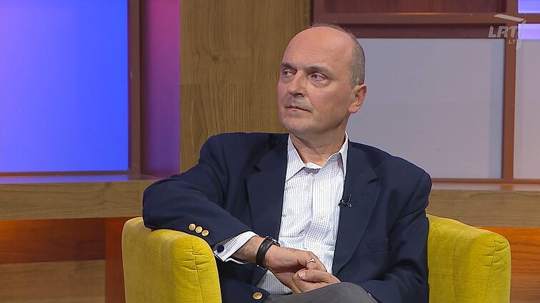 Giedrius Drukteinis apie jį gaivinusį vyrą: jis peržengė baimės, abejingumo ir paniekos ribas bei išgelbėjo mane, paskambinęs draugui