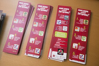 Minint pasaulinę AIDS dieną Minint pasaulinę AIDS dieną