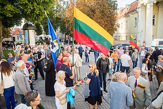 Po prezidentūros langais – dar vienas mitingas dėl Generolo Vėtros Po prezidentūros langais – dar vienas mitingas dėl Generolo Vėtros