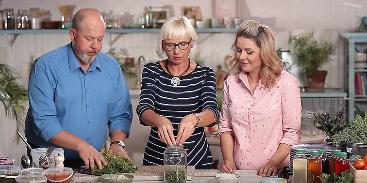 Beatos virtuvė. Rauginimo paslaptys, lengva ir soti vakarienė, o svečiuose – Vita Degutienė