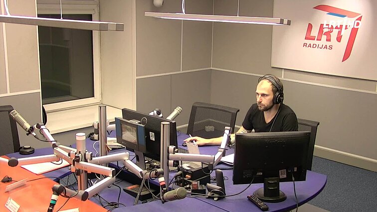 LRT RADIJO žinios. Atėjus rugsėjui ir suintensyvėjus eismui – daugiau spūsčių ir smulkių incidentų