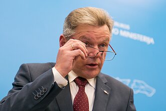 Susisiekimo ministras Jaroslavas Narkevičius spaudos konferencijoje pristatė politinio asmeninio pasitikėjimo komandą