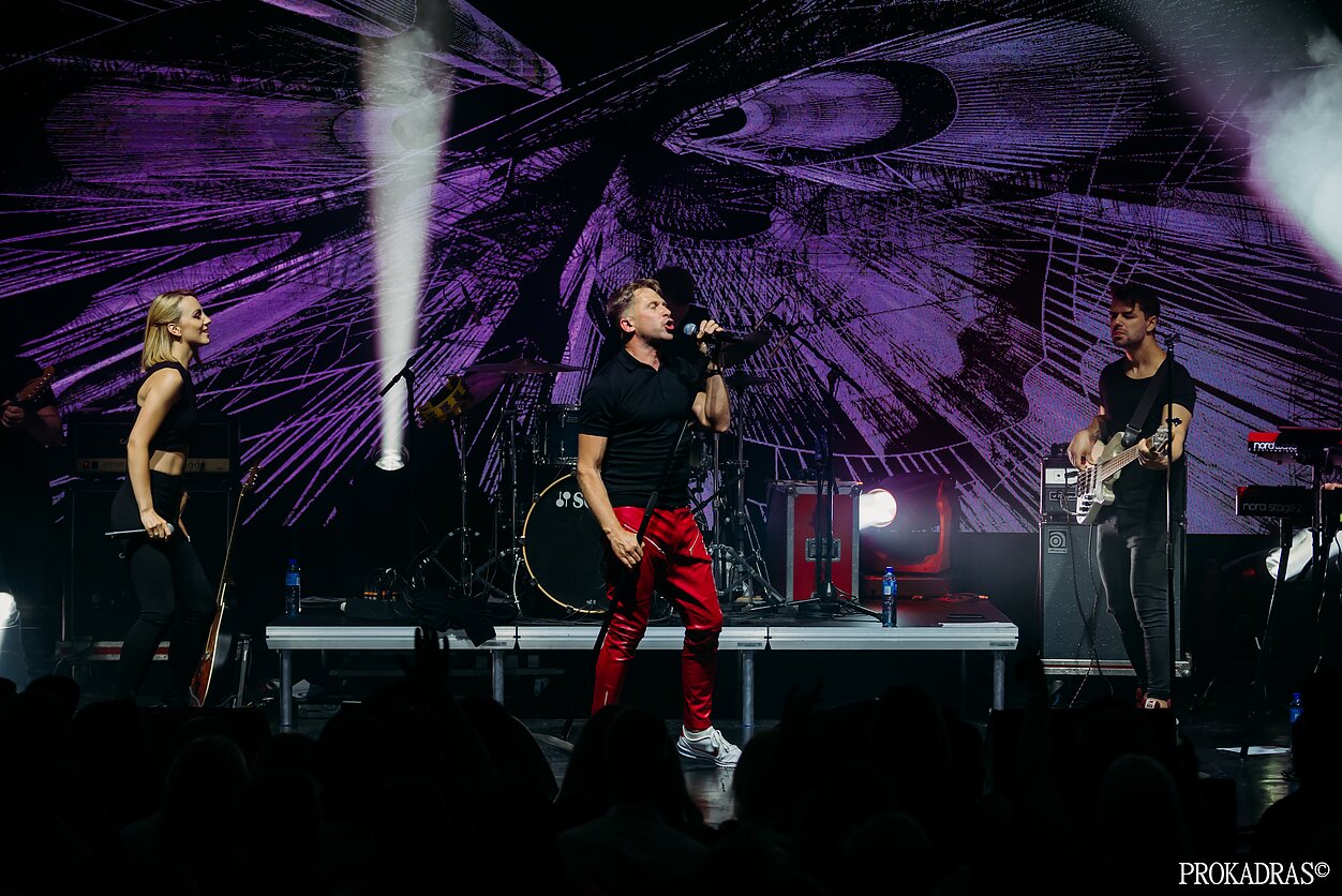 SEL koncerto Osle akimirka