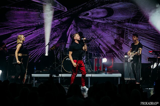 SEL koncerto Osle akimirka