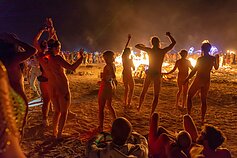 „Degančio žmogaus“ deginimas „Burning Man“ 2019 m. „Degančio žmogaus“ deginimas „Burning Man“ 2019 m.