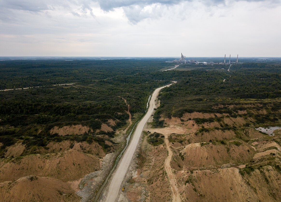Карьеры в Науёйи Акмяне