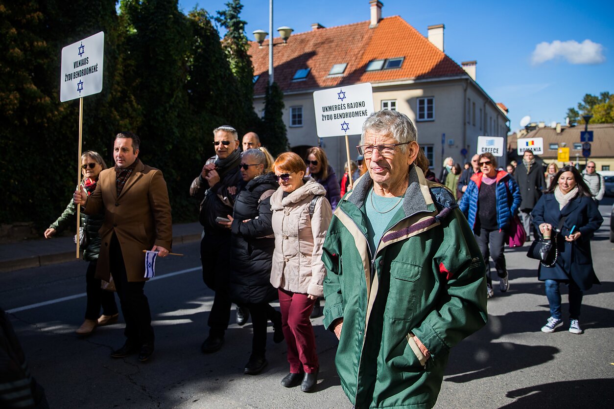 Vilnius held a March of the Living and a commemorative event in Rūdininkų Square to mark the national Holocaust remembrance day on Monday.