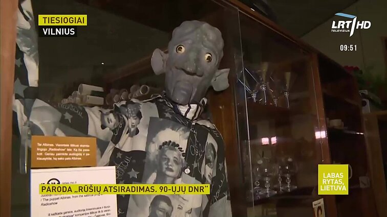 MO muziejuje – paroda „Rūšių atsiradimas. 90-ųjų DNR“, kuri primins Tvin Pyksą ir galėsite išvysti garsiąją Albino lėlę