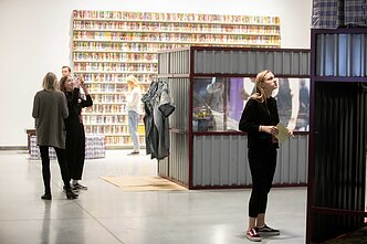 Paroda „Rūšių atsiradimas. 90-ųjų DNR“ Paroda „Rūšių atsiradimas. 90-ųjų DNR“