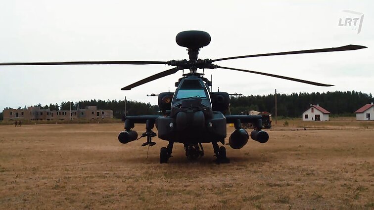 Mūšio laukas. Žmogus, nuspėjęs agresiją prieš Ukrainą, pratybos „Geležinis Vilkas“ ir nuožmiausias tankų naikintojas – lėktuvas „Apačis“
