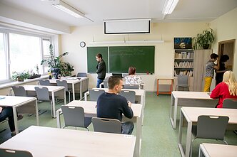 Mokykla/egzaminas/mokiniai