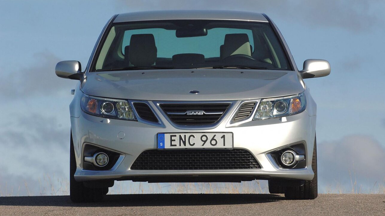 Paskutinis naujas SAAB 9-3 sedanas