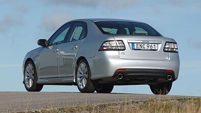 Paskutinis naujas SAAB 9-3 sedanas