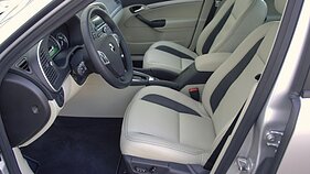 Paskutinis naujas SAAB 9-3 sedanas