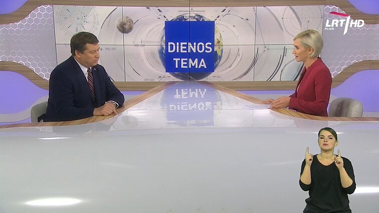 Dienos tema. Raimundas Karoblis po slapto posėdžio ramina: jokios grėsmės nėra padidėjusios (su vertimu į gestų k.)