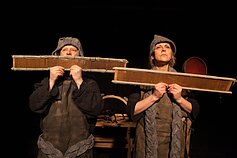 „Stalo teatro“ spektaklyje