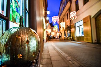 Moliūgai-šviestuvai Stiklo kvartale 