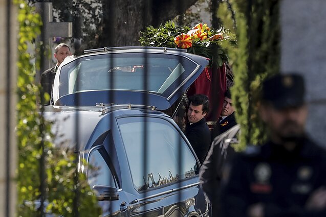 Ispanijoje perlaidoti diktatoriaus Francisco Franco palaikai