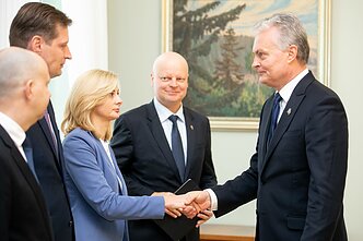 Rita Tamašunienė, Saulius Skvernelis ir Gitanas Nausėda