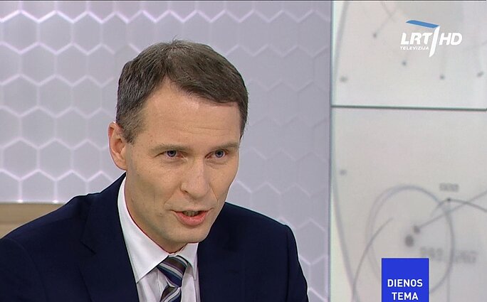 Dienos tema. Elvinas Jankevičius: advokatai gali užsidirbti papildomai, teismo darbuotojai – ne (su vertimu į gestų k.)