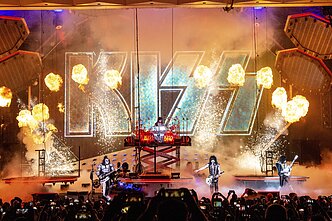 „Kiss“ 
