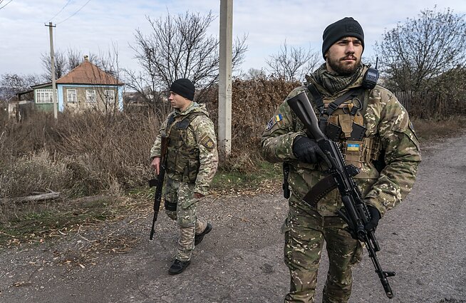 Augant įtampai Rytų Ukrainoje, NATO ragina Rusiją sustabdyti pajėgų telkimą Ukrainos pasienyje