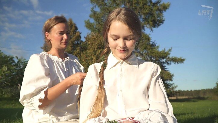 Istorijos detektyvai. Vestuvės sovietmečiu: kodėl valdžia taip skatino tautinius elementus tuokiantis?