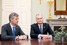 Susitiko Gitanas Nausėda ir Darius Jauniškis Susitiko Gitanas Nausėda ir Darius Jauniškis