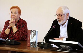 Aldona Ruseckaitė, Vytautas Martinkus