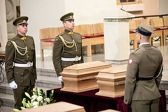 Sukilimo vadų ir dalyvių laidotuvės