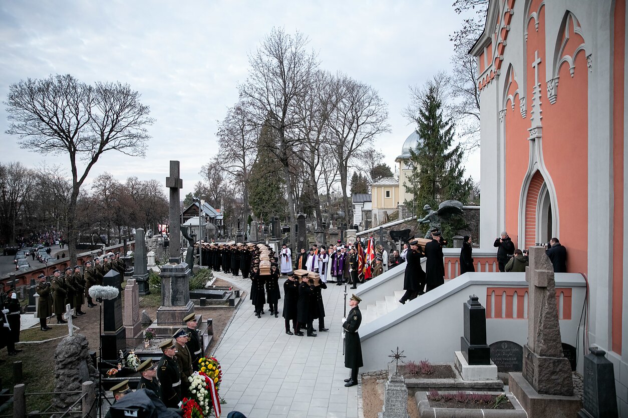 Commanders of the January Uprising were reburied in Rasos Cemetery in Vilnius