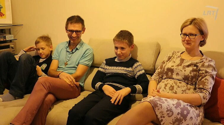Tėčio reikalai. Sūnums bent 4 valandas per dieną skiriantis Martynas, emocinio ugdymo svarba ir šiandieninė tėvystės samprata