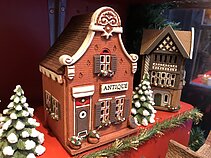 Kalėdinė mugė. Keraminiai nameliai