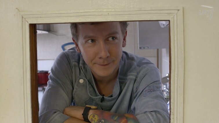 Gyvenimo spalvos. Iš prabangaus restorano – į labdaros valgyklą: ar rafinuotas virtuvės šefo skonis įtiks jurbarkiečiams?