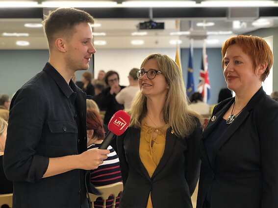 Lituanistinių mokyklų vadovės: Gintarė Ulevičiūtė ir Virginija Stukaitė-Laniauskienė