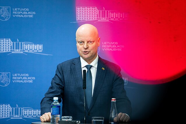Skvernelis beveik mėnesį su žiniasklaida žaidžia slėpynių: tiesaus atsakymo dėl Upės gatvės asfaltavimo vis dar nėra