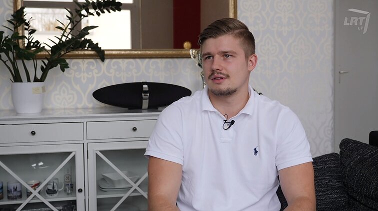 Vaikystėje emigraciją patyręs Kristupas: norint išvykti į gyventi į kitą šalį vaiką reikėtų ruošti bent metus