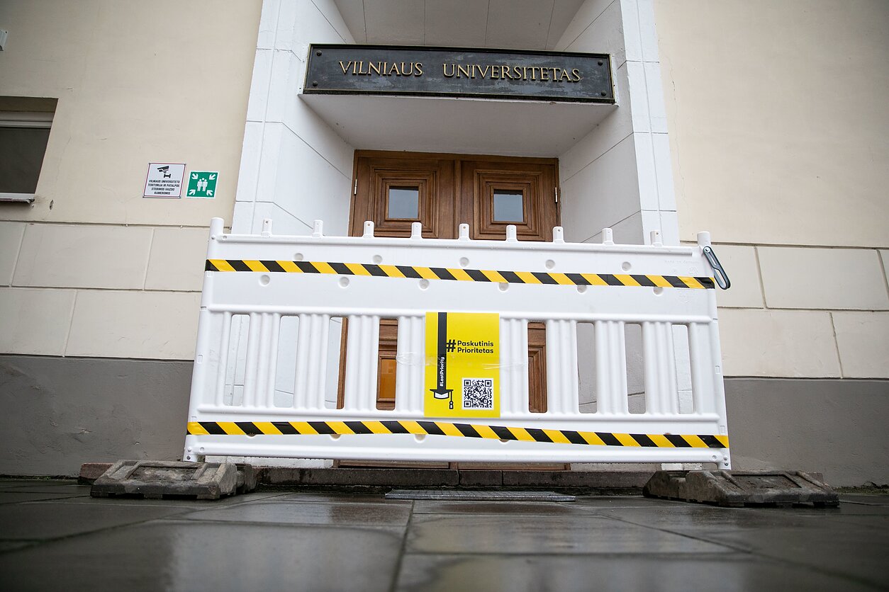 60 minučių