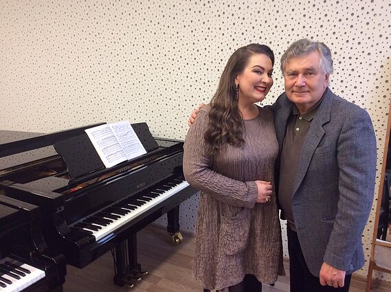 Skambantys pasauliai su Nomeda Kazlaus. Pasaulinio lygio pianistas Eugen Indjic: Lietuvoje yra labai kultūringa publika ir daug talento