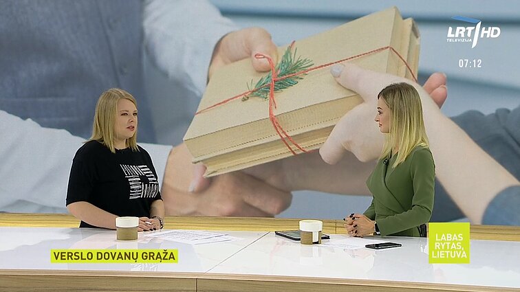 Dovanotas skėtis ar tušinukas su logotipu: kokios reprezentacinės dovanos mėgstamiausios skirtingose šalyse?