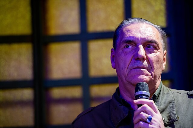 Kaušpėdas apie paplūdimį Lukiškių aikštėje: kodėl Šimašius vadina paplūdimiu? Tai – smėlio dėžė