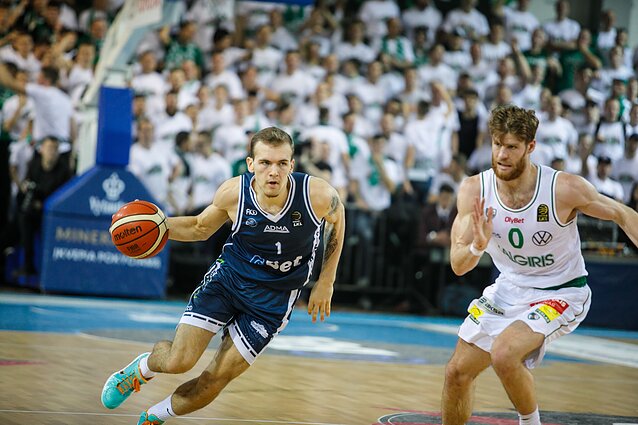 Sportas. Orai. NKL čempionatą laimėjusi Jonavos „CBet“ komanda iškovojo teisę žaisti LKL