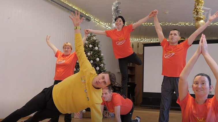 Į sveikatą! Pabradės globos namų komanda, greitasis badmintonas ir pokalbis su sveikuolių sveikuole